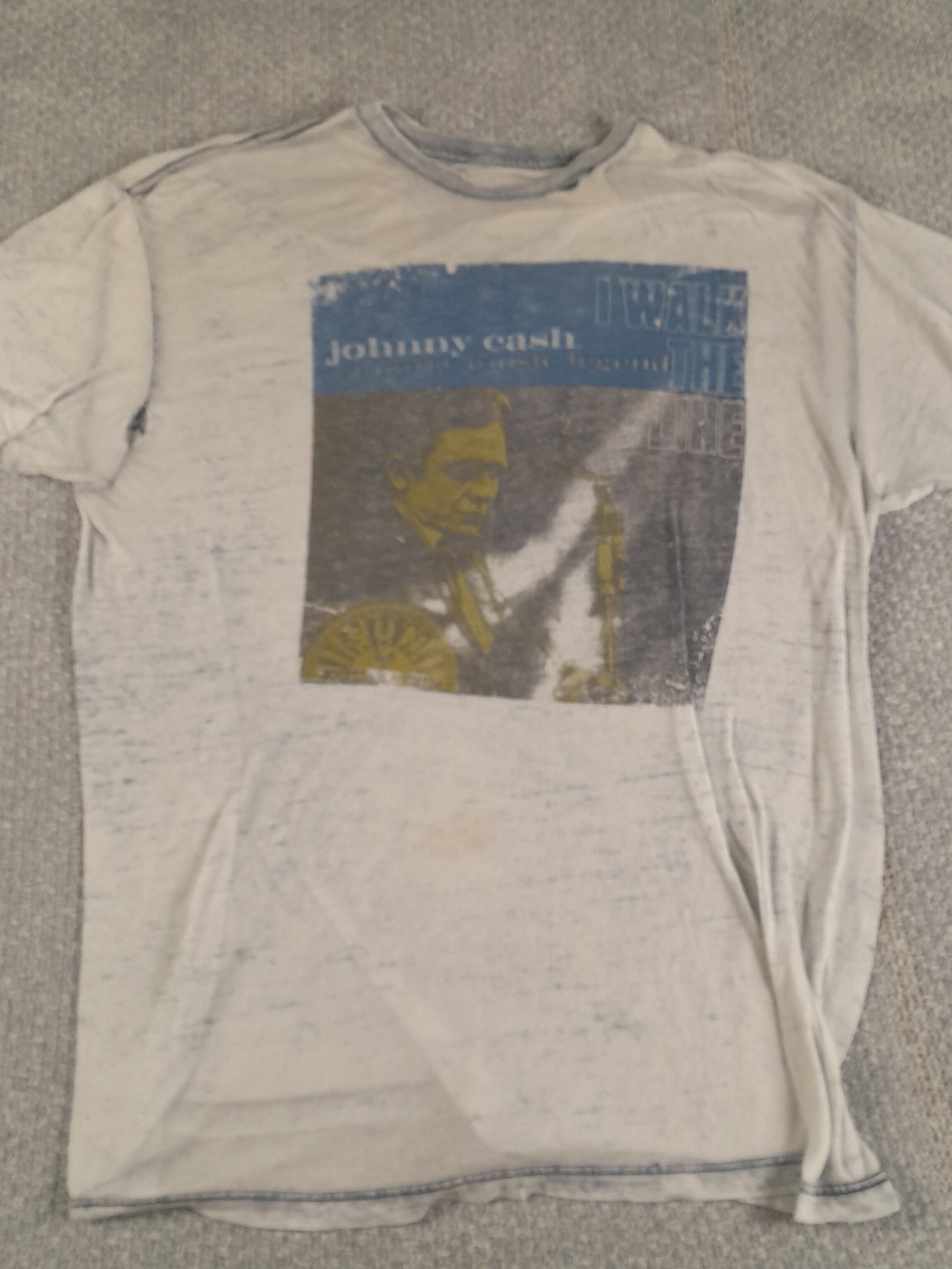 Johnny Cash "I Walk the Line" Burnout T-Shirt